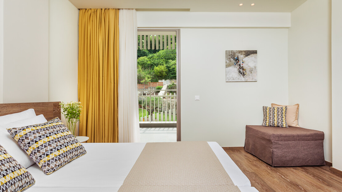 Deluxe Double Room Garden View 